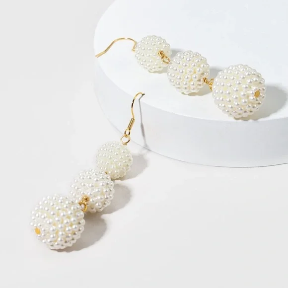 H&M Francesca’s Irregular faux pearls balls and hoop earrings & necklace LOT - Picture 5 of 17